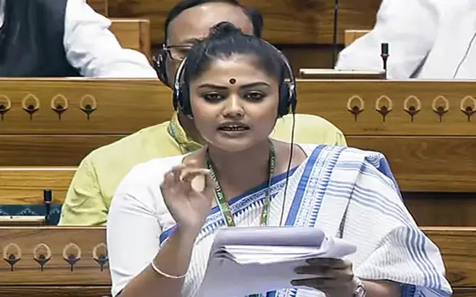 বিদ্রোহী দলে এবার নাম লেখাচ্ছেন অভিষেকের ‘সেনাপতি’ সায়নী ঘোষ ? দিল্লি দরবারে ব্যাপক জল্পনা