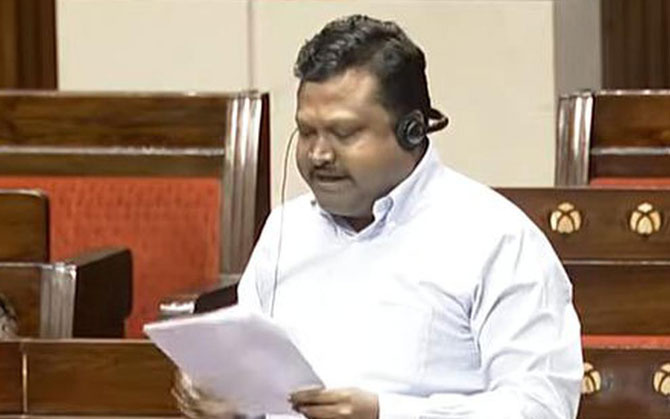 রাজ্যসভার সাংসদ পদে ইস্তফা তৃণমূলের প্রকাশচিক বরাইকের