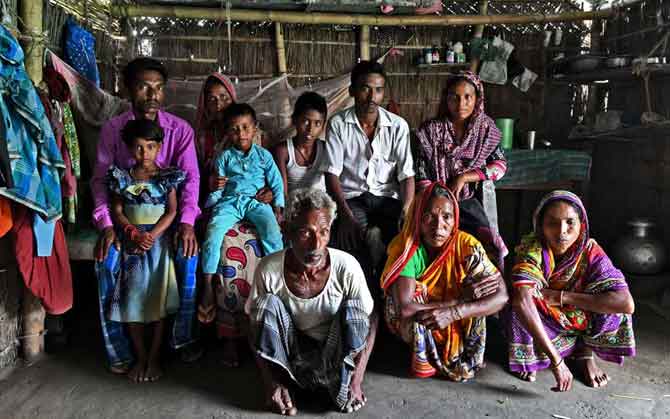 ‌১৬৭৯ জন অবৈধ অভিবাসীদের প্রত্যার্পন, কোন রাজ্যে সরকারের কঠোর পদক্ষেপ ?