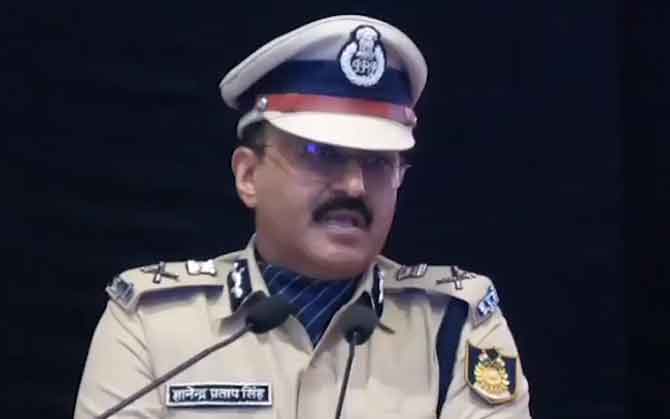 পেলেট গুলি বিতর্কে সিআরপিএফ কে কী বার্তা ডিজি জ্ঞানেন্দ্রপ্রতাপের ?