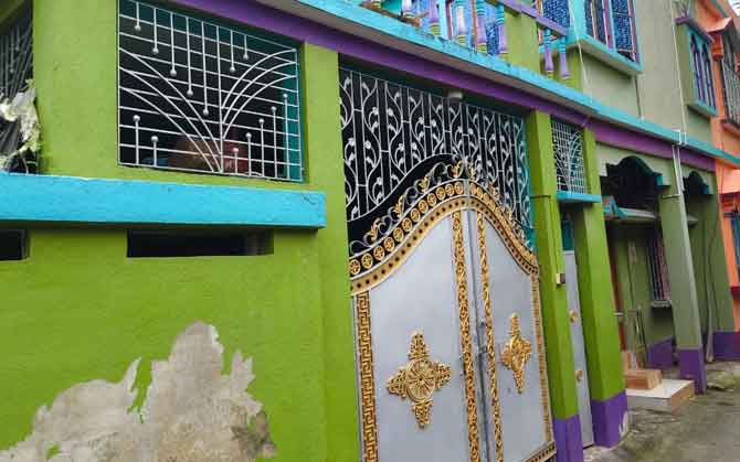 আর্থিক লেনদেন ঘিরে অনিয়মের অভিযোগ, হাড়োয়া ও হাসনাবাদের একাধিক জায়গায় ইডির তল্লাশি ঘিরে চাঞ্চল্য