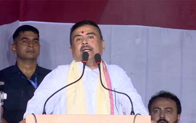 ‘নেশন ফার্স্ট’, স্কুল থেকে বিশ্ববিদ্যালয়ের সিলেবাসে শ্যামাপ্রসাদ ! পড়ুয়াদের রাষ্ট্রবাদের বার্তা মুখ্যমন্ত্রীর