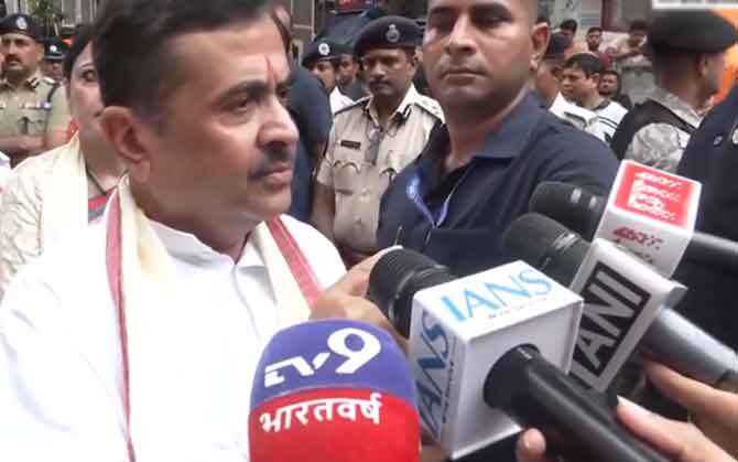 বারুইপুরে নাবালিকা হত্যার ঘটনায় গ্রেফতার তিন, মঙ্গলবার বারুইপুর যাচ্ছেন মুখ্যমন্ত্রী