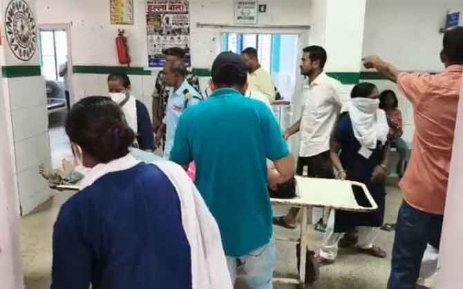 বিদ্যুৎস্পৃষ্ট হওয়ার আতঙ্কে মন্দিরে হুড়োহুড়ি, বিহারে পদপিষ্ট ৭