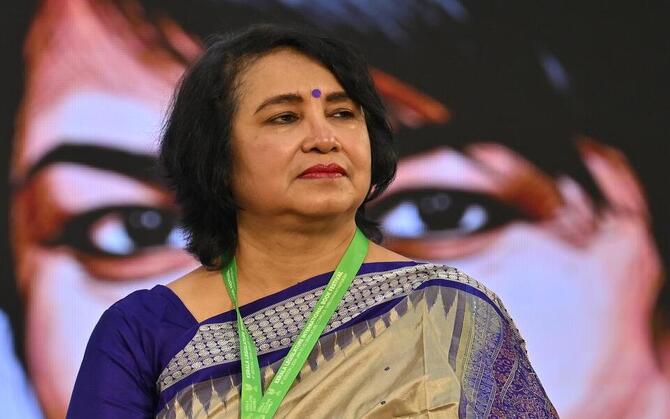 ঝুঁকি নিন, নিজের দেশে ফিরুন তসলিমা