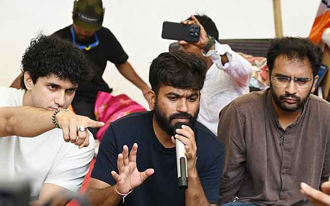 ইন্ডিয়া গেটে অনুমতি নয়, শিক্ষক দিবসে সিজেপির প্রতিবাদ ঘিরে অনিশ্চয়তা