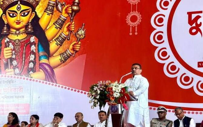 দুর্গাপুজোয় ১ লক্ষ টাকা অনুদান, বড়ো পুজো কমিটিকে টাকা না নেওয়ার অনুরোধ মুখ্যমন্ত্রীর : বিসর্জনে ডিজে-ক্রেন নিষিদ্ধ