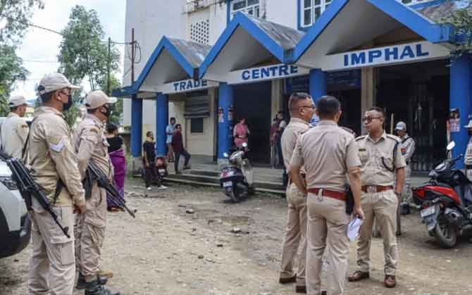 মণিপুরে ফের সংঘর্ষ, কুকি জনজাতির চারজন নিহত, গুলিবিদ্ধ শিশু