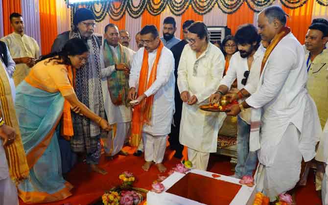 নিউটাউনে ২৫ কোটির ‘উত্তম কুমার ফিল্ম সেন্টার’-এর শিলান্যাস মুখ্যমন্ত্রীর, দায়িত্ব টলিউডের হাতে, সাংস্কৃতিক উপদেষ্টা মিঠুন