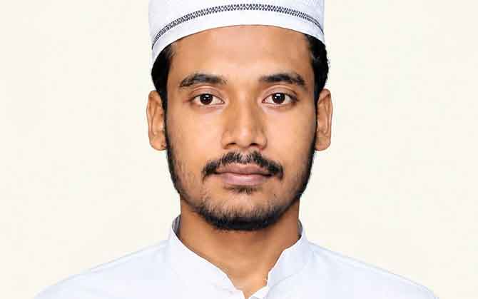 হাফেজ থেকে চিকিৎসা শাস্ত্রের পড়ুয়া, ফাহিমের সাফল্যে নয়া নজির